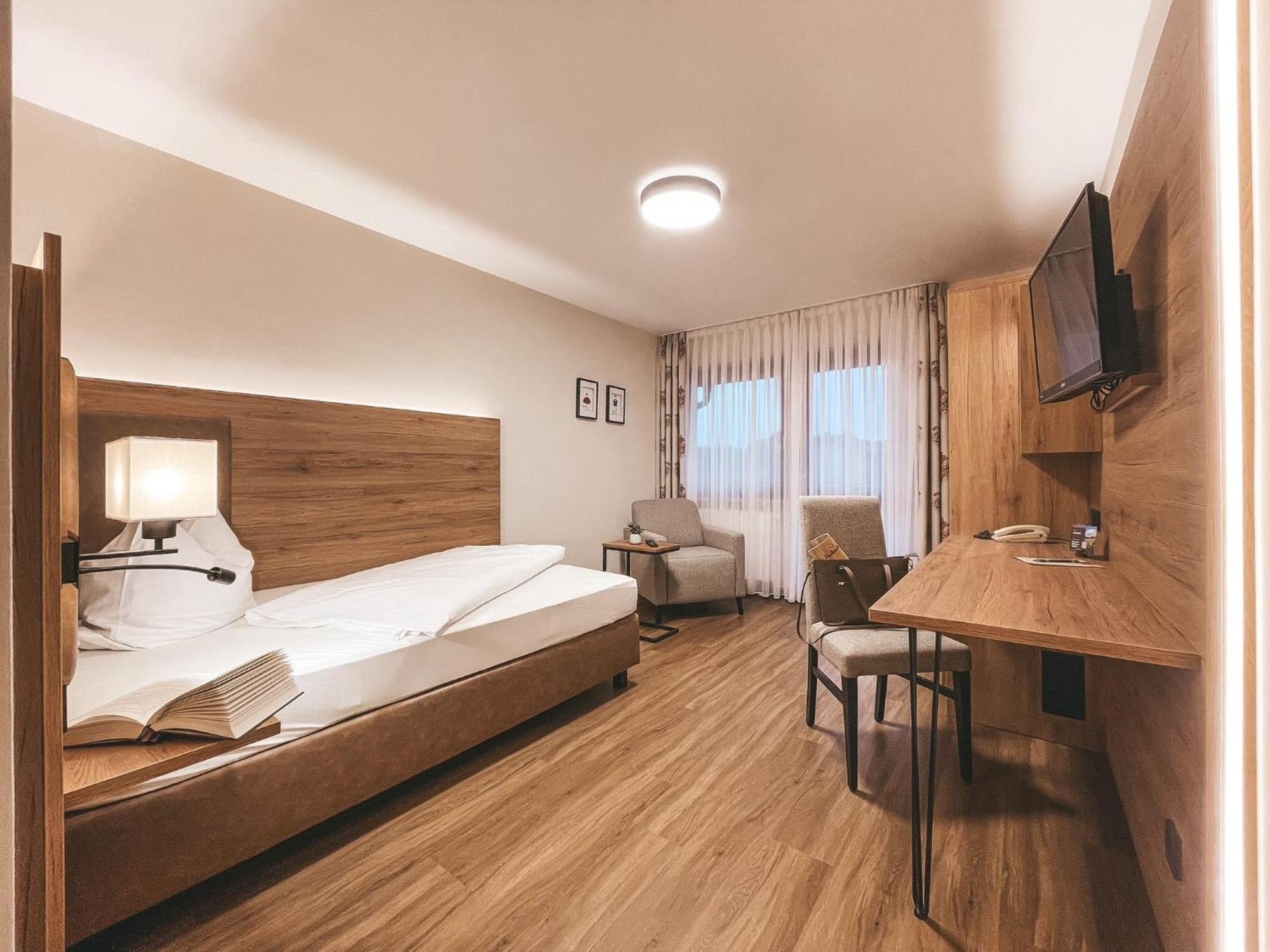 Hotel Badischer Hof Biberach bei Offenburg Kültér fotó